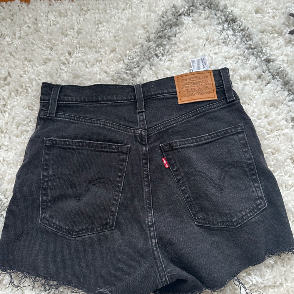 Levis Ribcage Black Shorts